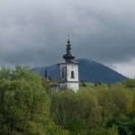 Cerkiew grekokatolicka Świętego Łukasza Ewangielisty, Izby
